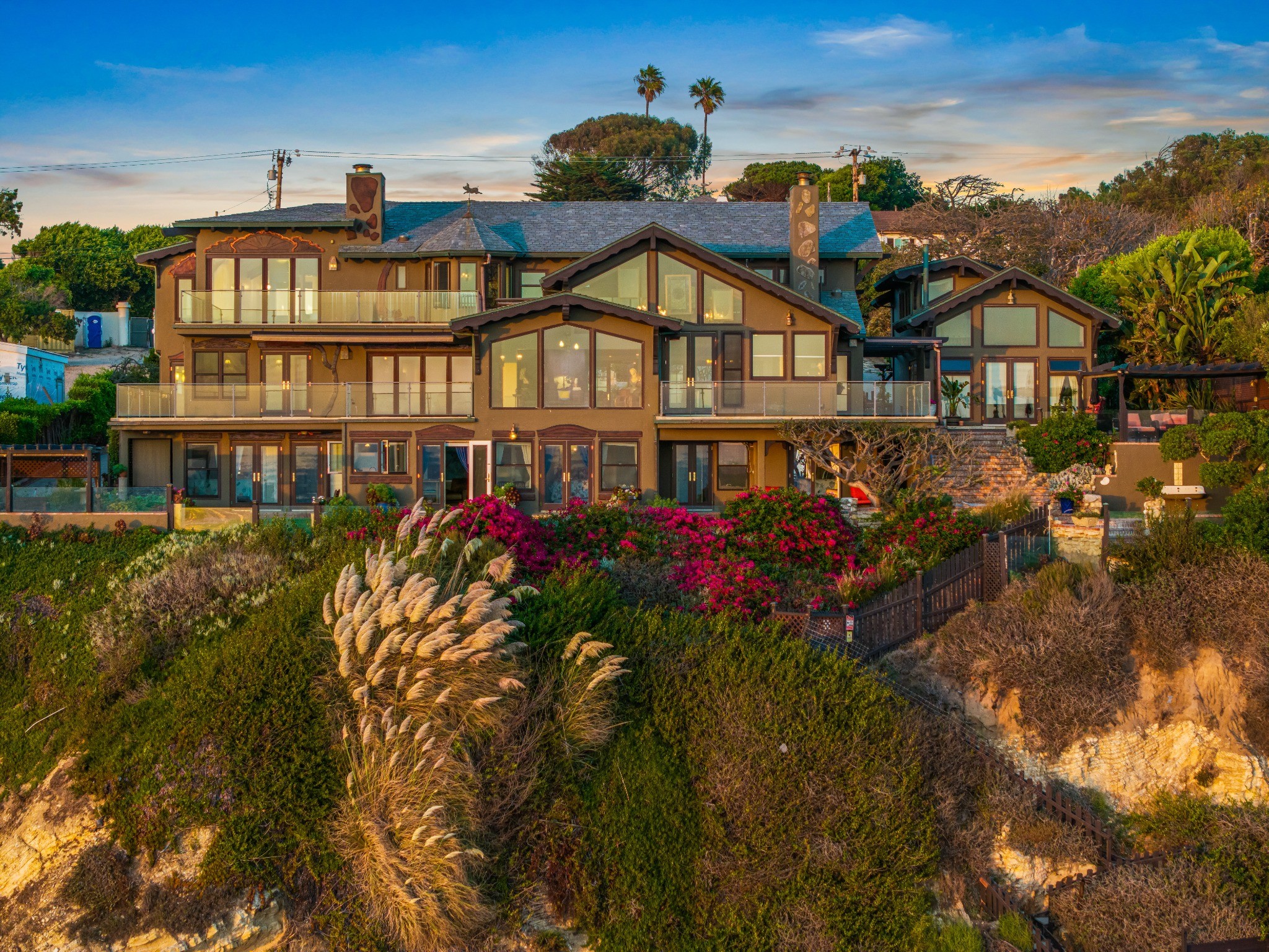 Blufftop estate exterior
